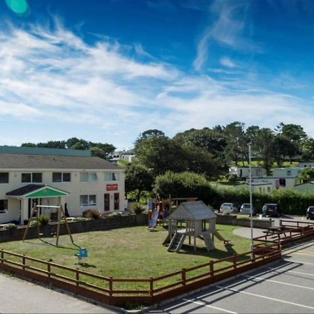 8 Sleep Chalet At Newquay Away Resorts Nb160 外观 照片