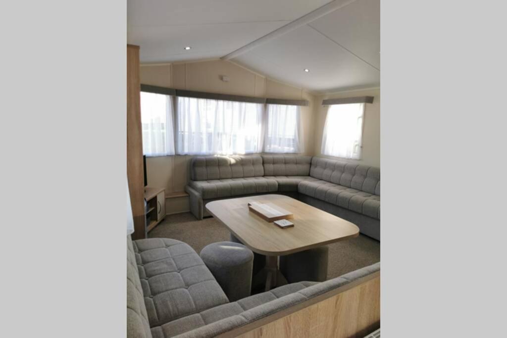 8 Sleep Chalet At Newquay Away Resorts Nb160 外观 照片